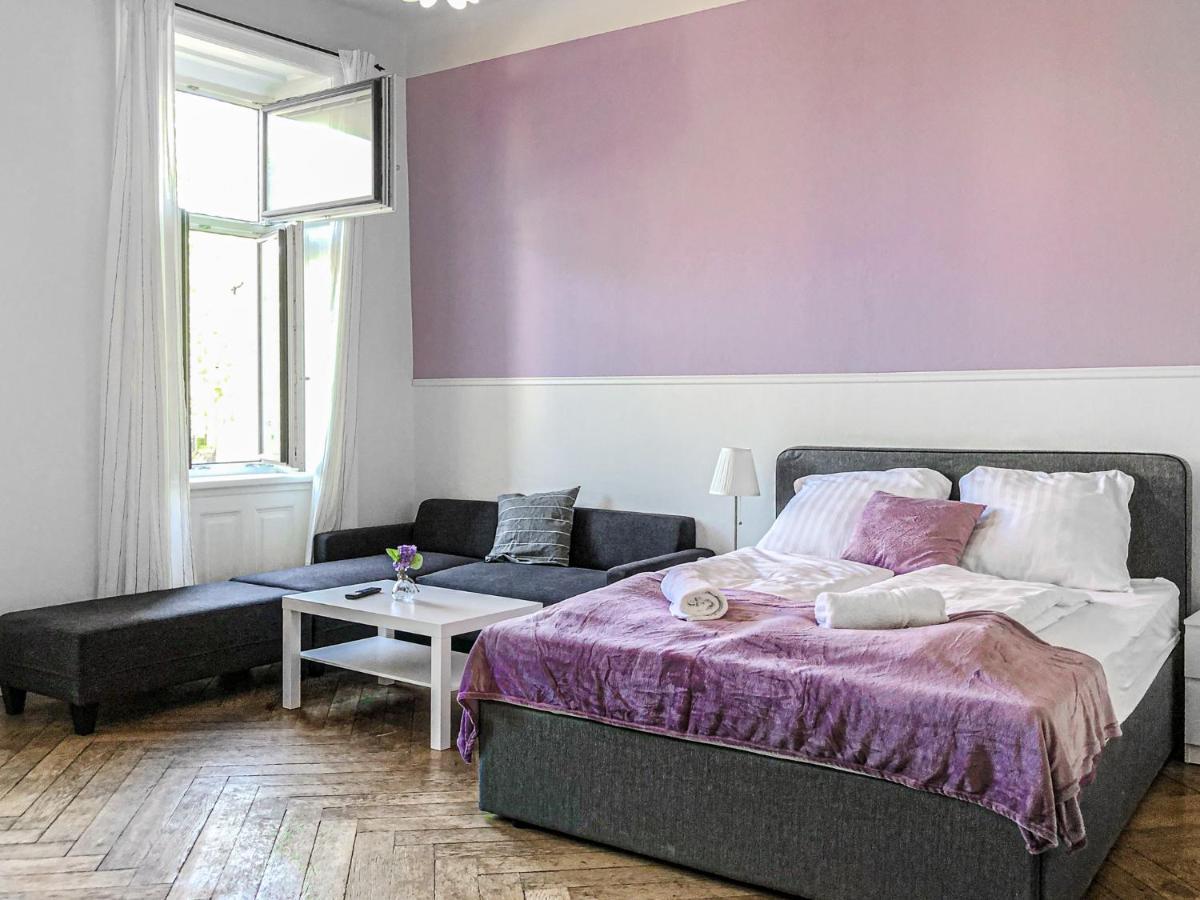 Commodious 2Br Apt. Near Akh-Perfect For Groups فيينا المظهر الخارجي الصورة